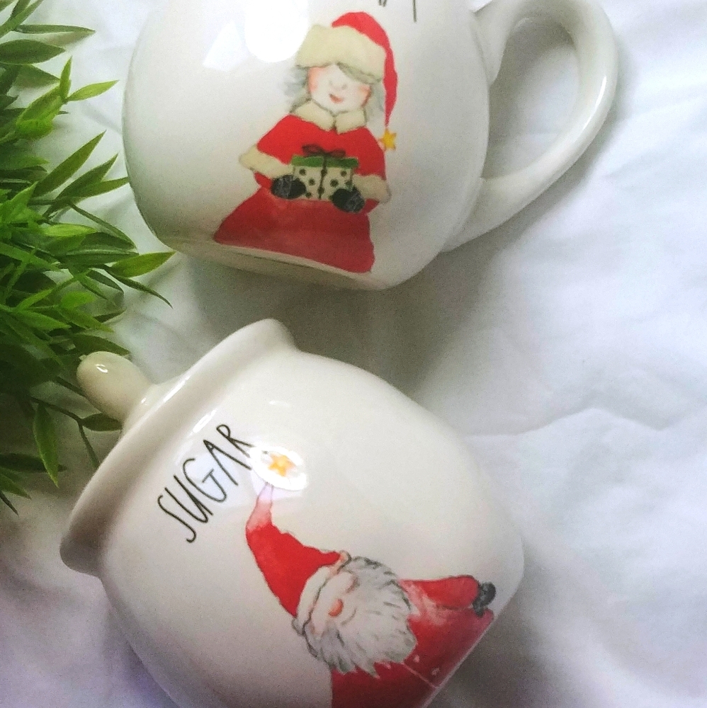 Rae Dunn Mr.& Mrs. Clause cream & sugar set